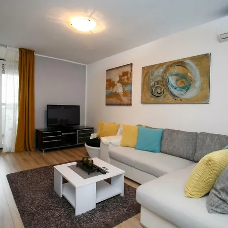 Apartamento Golden Place *