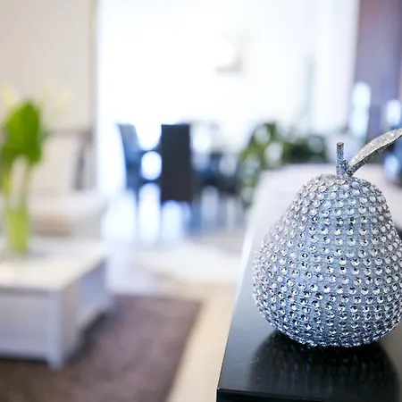 Golden Place * Спліт